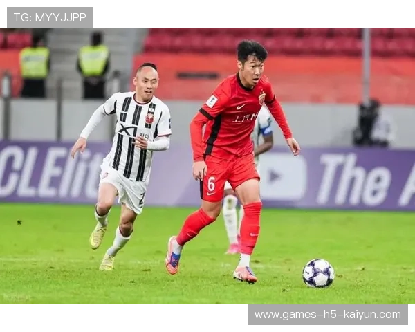 云南玉昆成功引援，巴乙强援与国脚加盟保级阵容